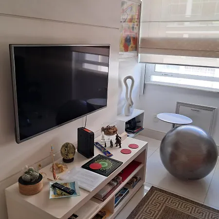 Apartamento Bem Decorado E Localizado - Copacabana